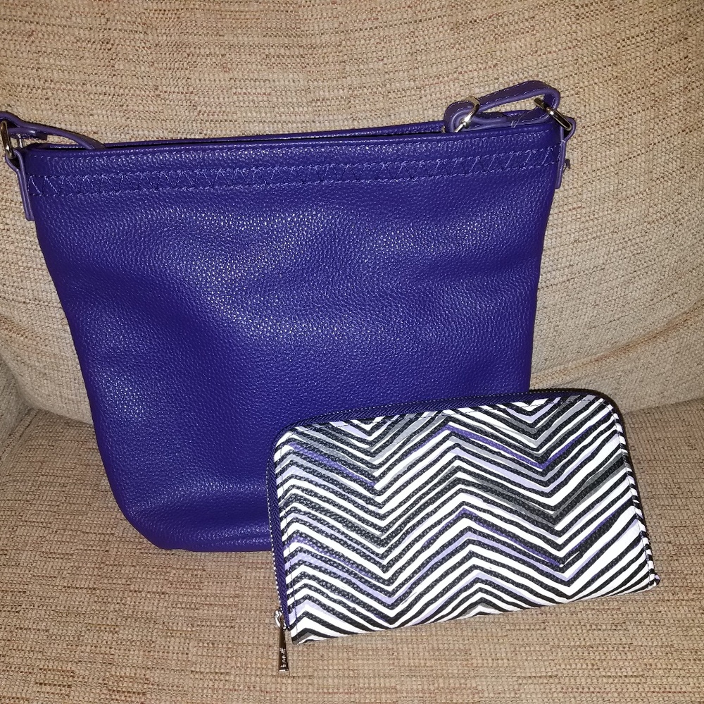 Thirty-One crossbody and Benjamins wallet